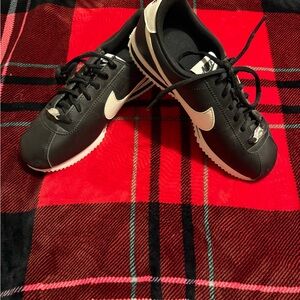 Nike Cortez Classic Black & White Low Top Sneakers (women’s)